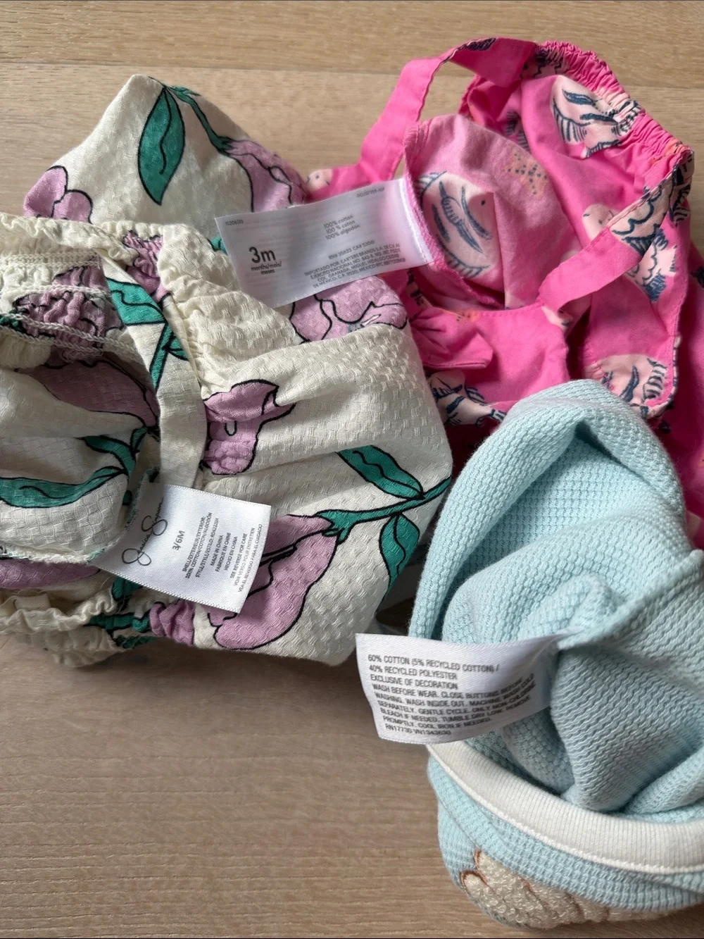 Bundle Baby Girl Summer Rompers Floral, Striped, Shell Pink Prints 3-6 m carters
